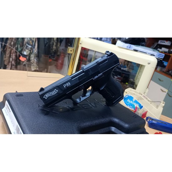 Газов пистолет Walther P99