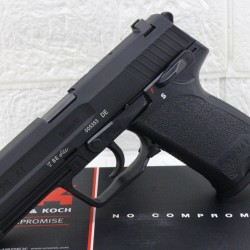 Airsoft пистолет Heckler & Koch P8, с CO2  