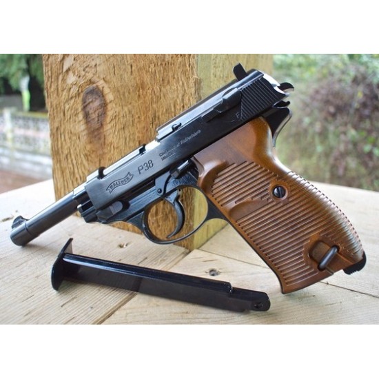 AIRSOFT  WALTHER P38 - С CO2